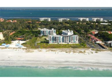 Beach condo on Longboat Key Beach condo on Longboat Key